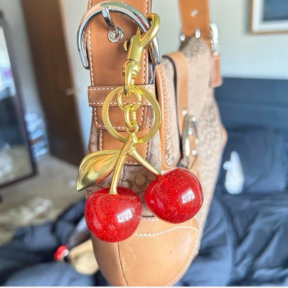 Coach Vintage Y2K Signature Soho Buckle Bag Tan - Picture 5 of 8